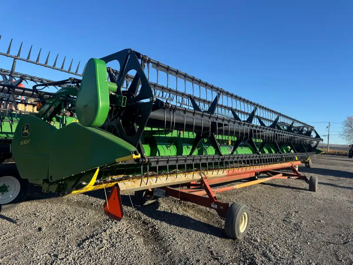Used 2013 John Deere 630F Header - Flex