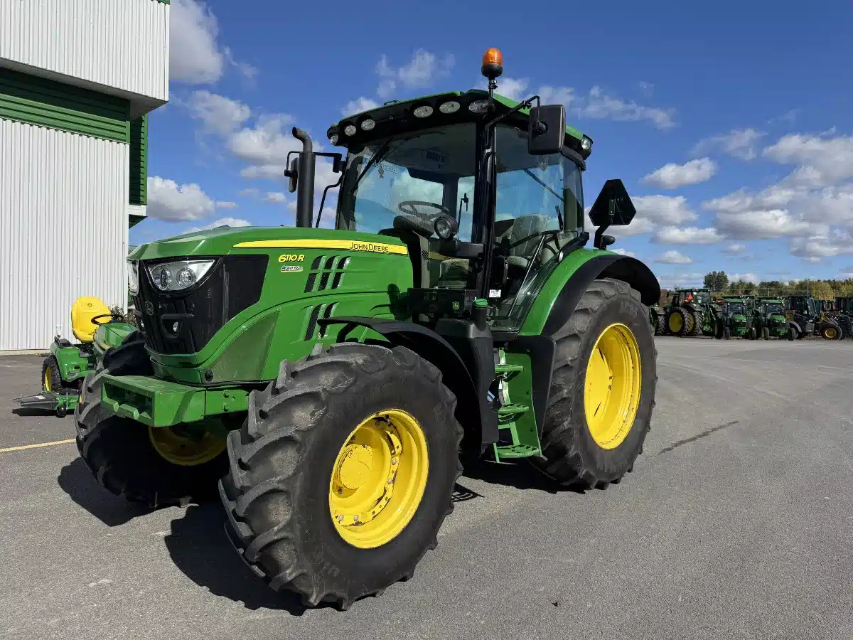 Gallery image 2 for 2020 John Deere 6110R Tractor