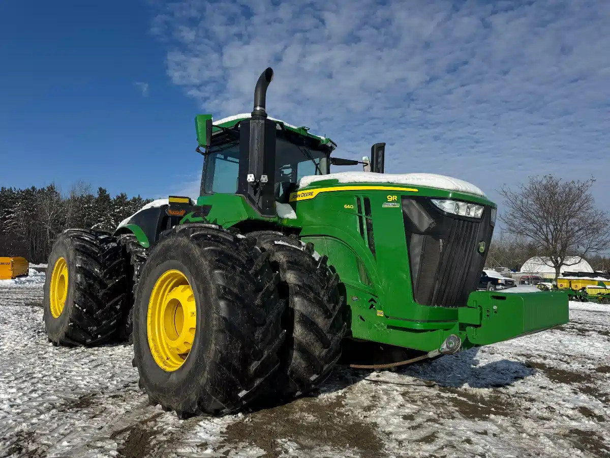 Gallery image 1 for Used 2022 John Deere 9R 640 Tractor