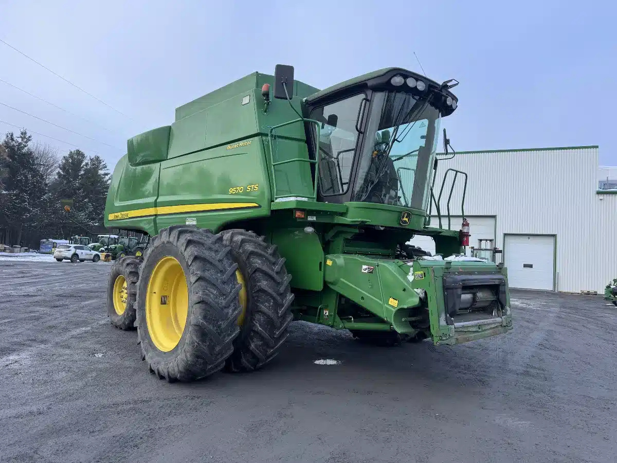 Used 2010 John Deere 9570 STS Combine