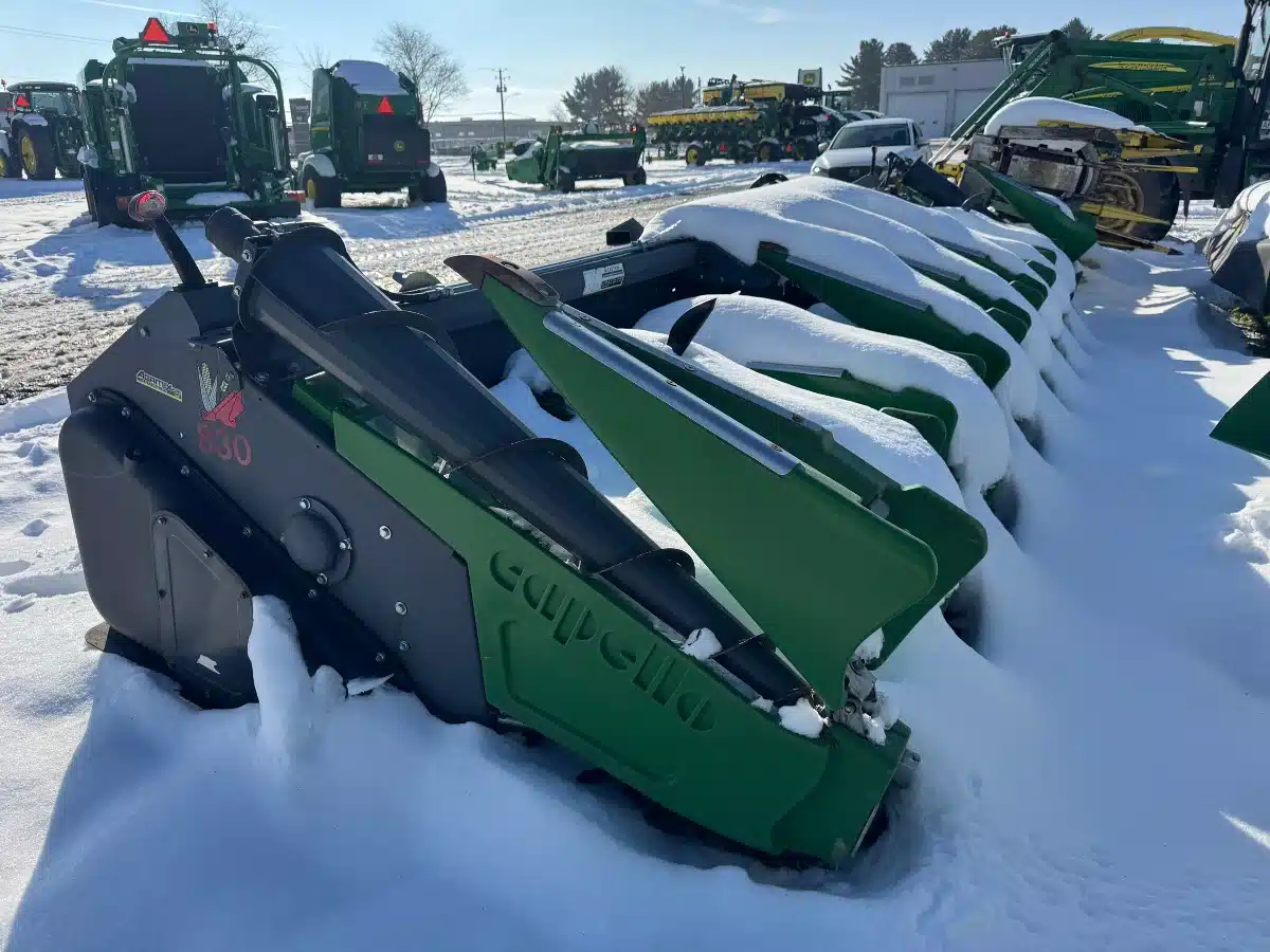 Used 2014 Capello QUASAR F830 Header - Row Crop