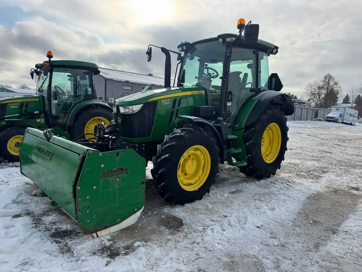 Gallery image 2 for Used 2021 John Deere 5100R Tractor
