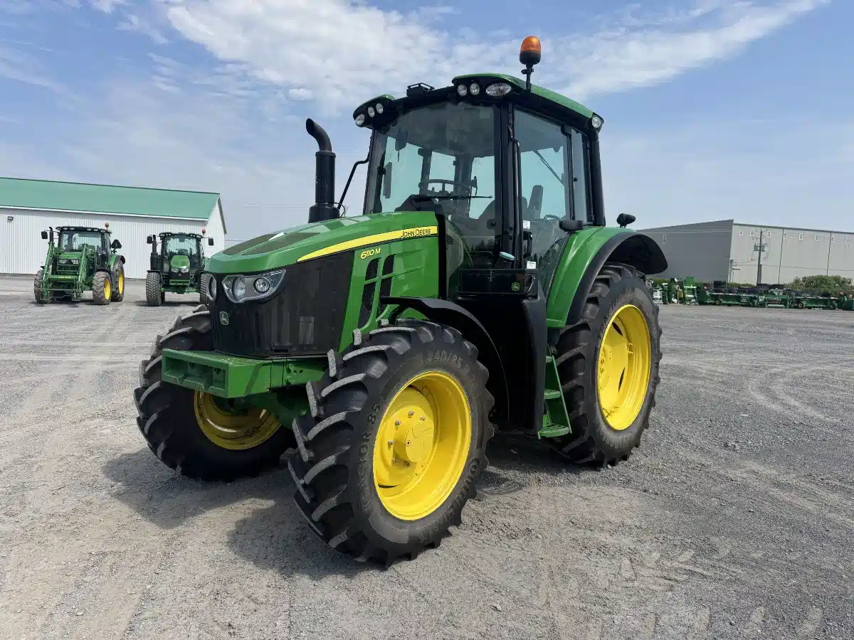 Gallery image 2 for 2021 John Deere 6110M Tractor