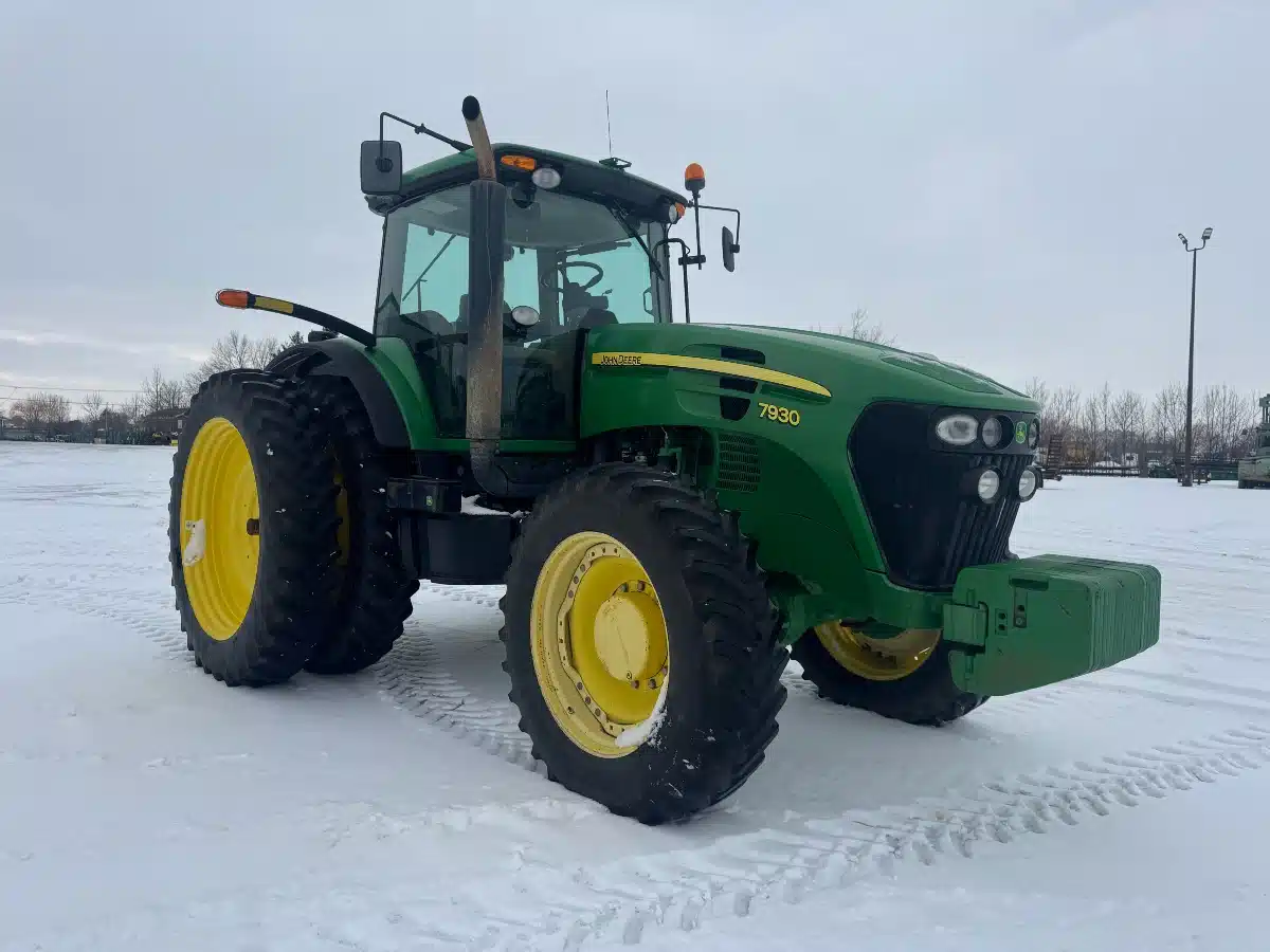 Gallery image 1 for 2007 John Deere 7930 Tractor