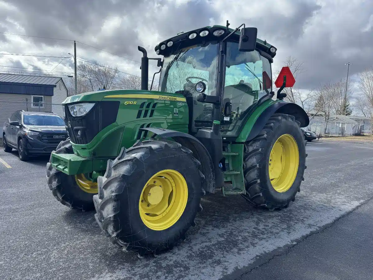 Gallery image 2 for 2018 John Deere 6110R Tractor