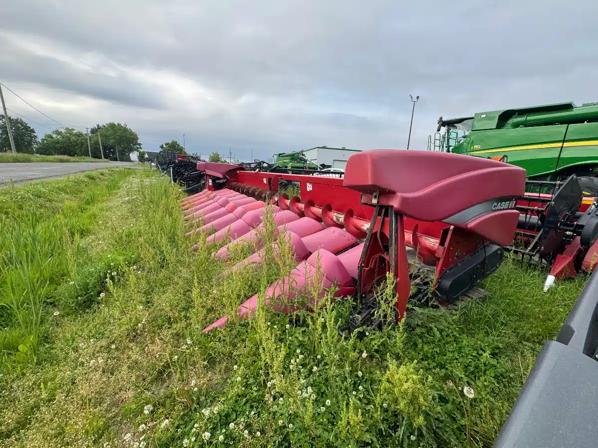 Photo de la Galerie 2 pour 2412 Case IH 2412 Nez - Maïs