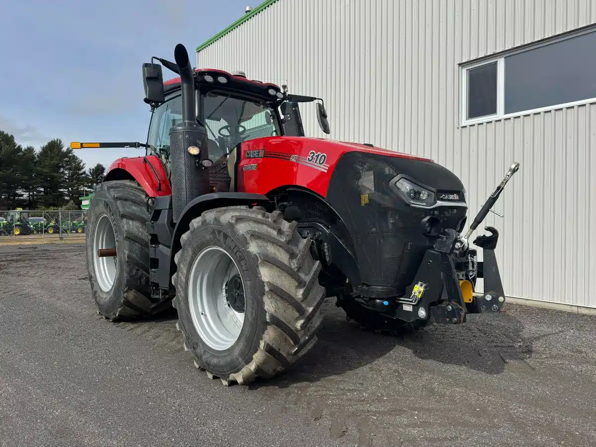Photo de la Galerie 1 pour 2024 Case IH MAGNUM 310 Tracteur