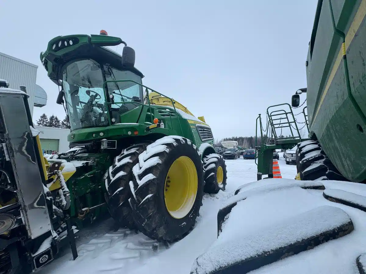 Gallery image 2 for 2020 John Deere 9800 Forage Harvester