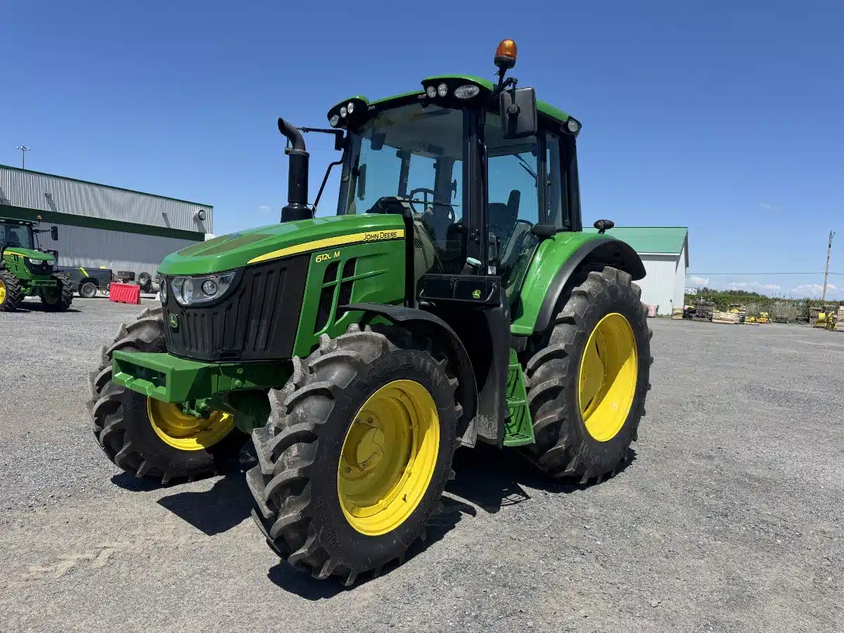 Photo de la Galerie 2 pour 2021 John Deere 6120M Tracteur