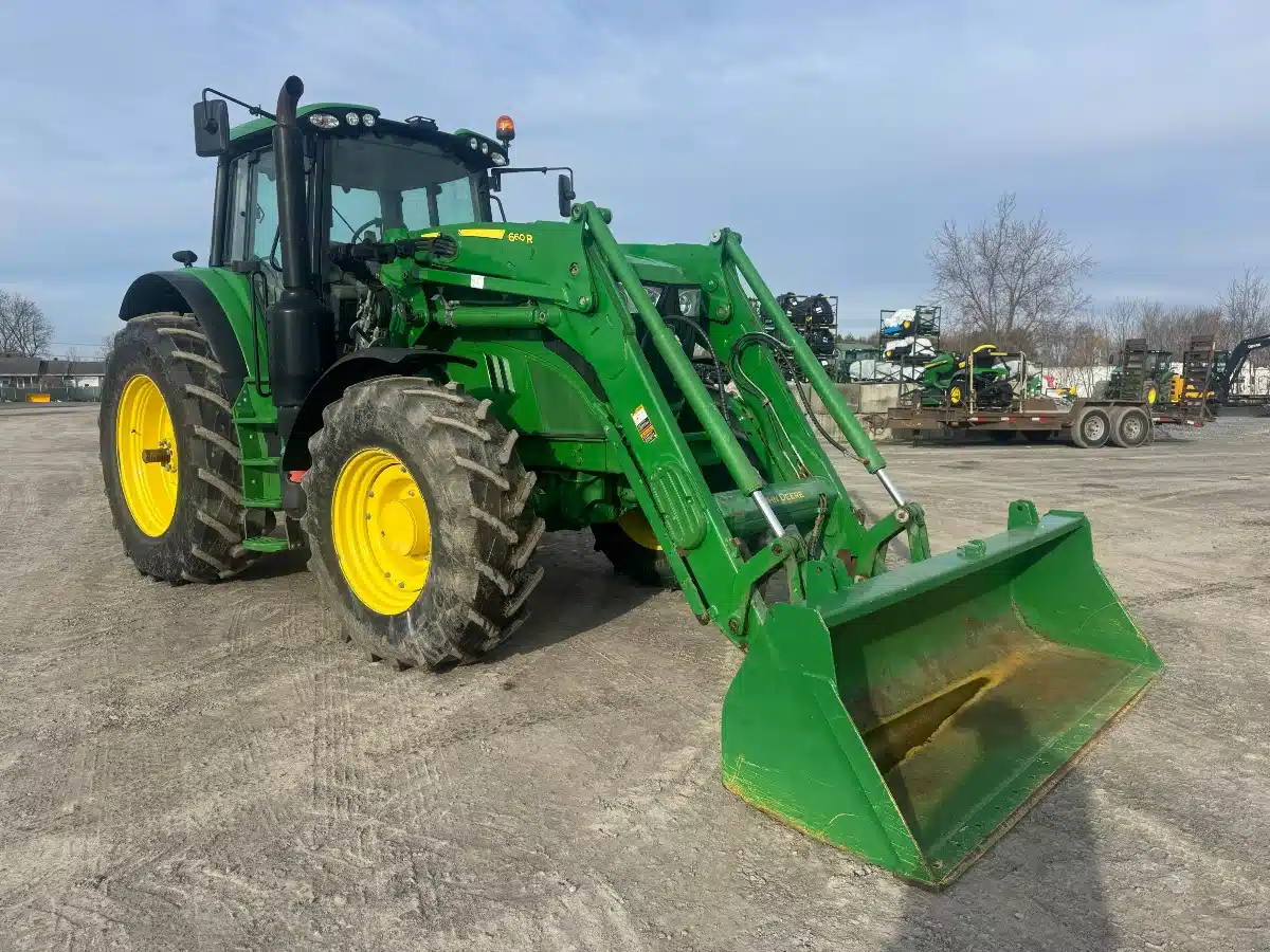 Gallery image 1 for 2022 John Deere 6195M Tractor
