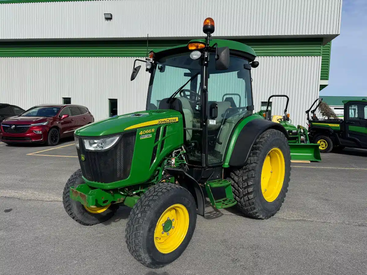 Gallery image 2 for 2020 John Deere 4066R Tractor