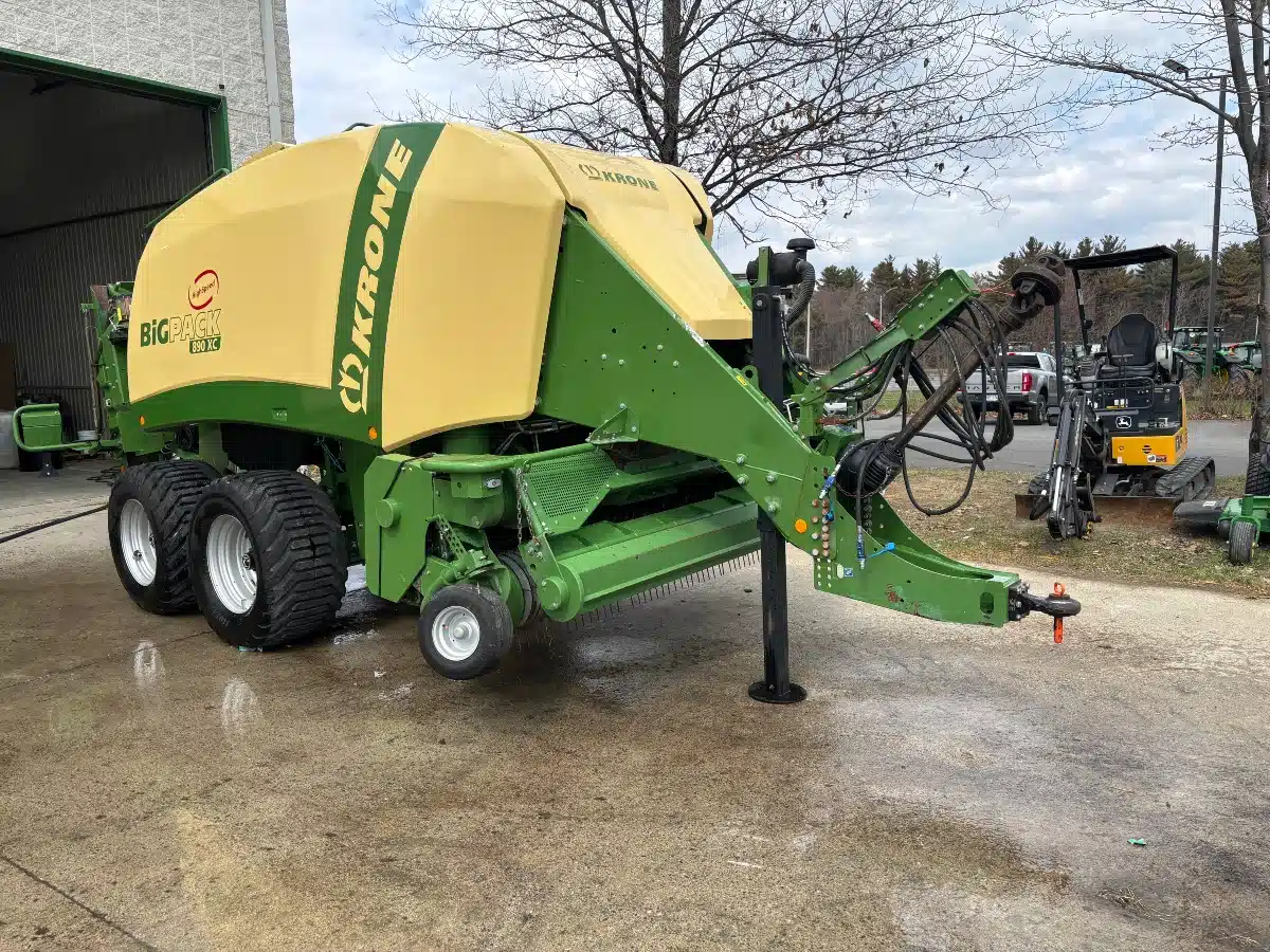 Photo de la Galerie 1 pour 2020 Krone BIG PACK 890 XC HIGHSPEED Presse à Balle Carrée/Large