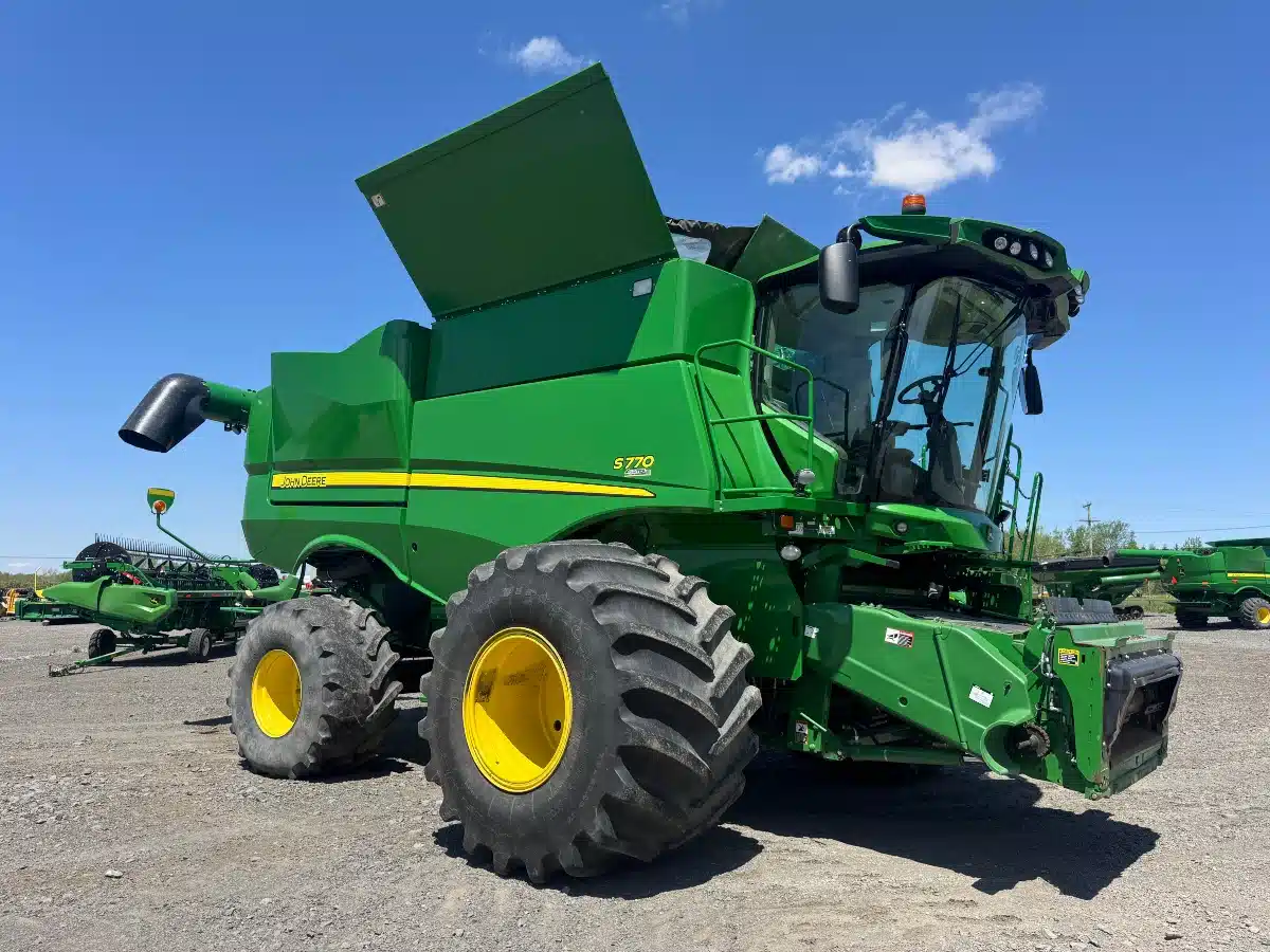 Photo de la Galerie 1 pour 2019 John Deere S770 Batteuse