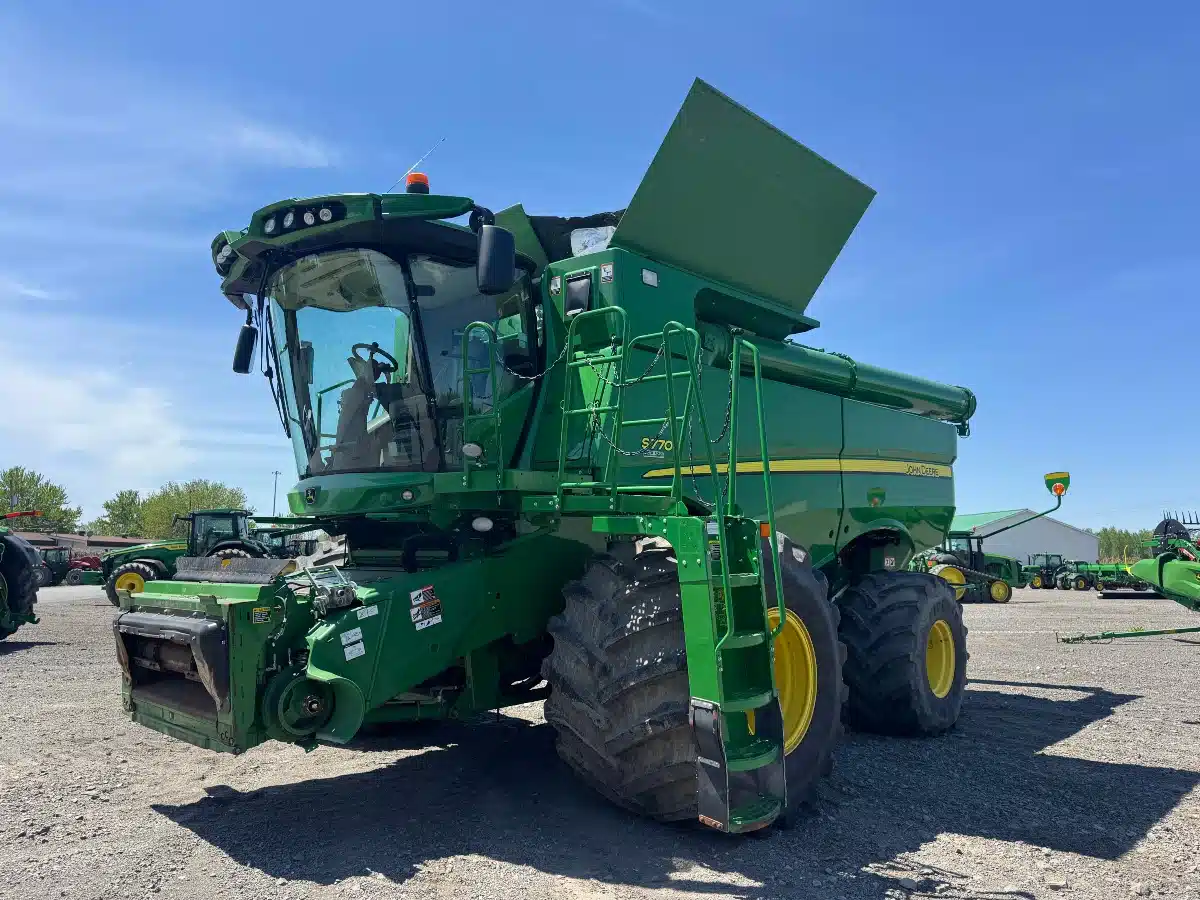 Photo de la Galerie 2 pour 2019 John Deere S770 Batteuse