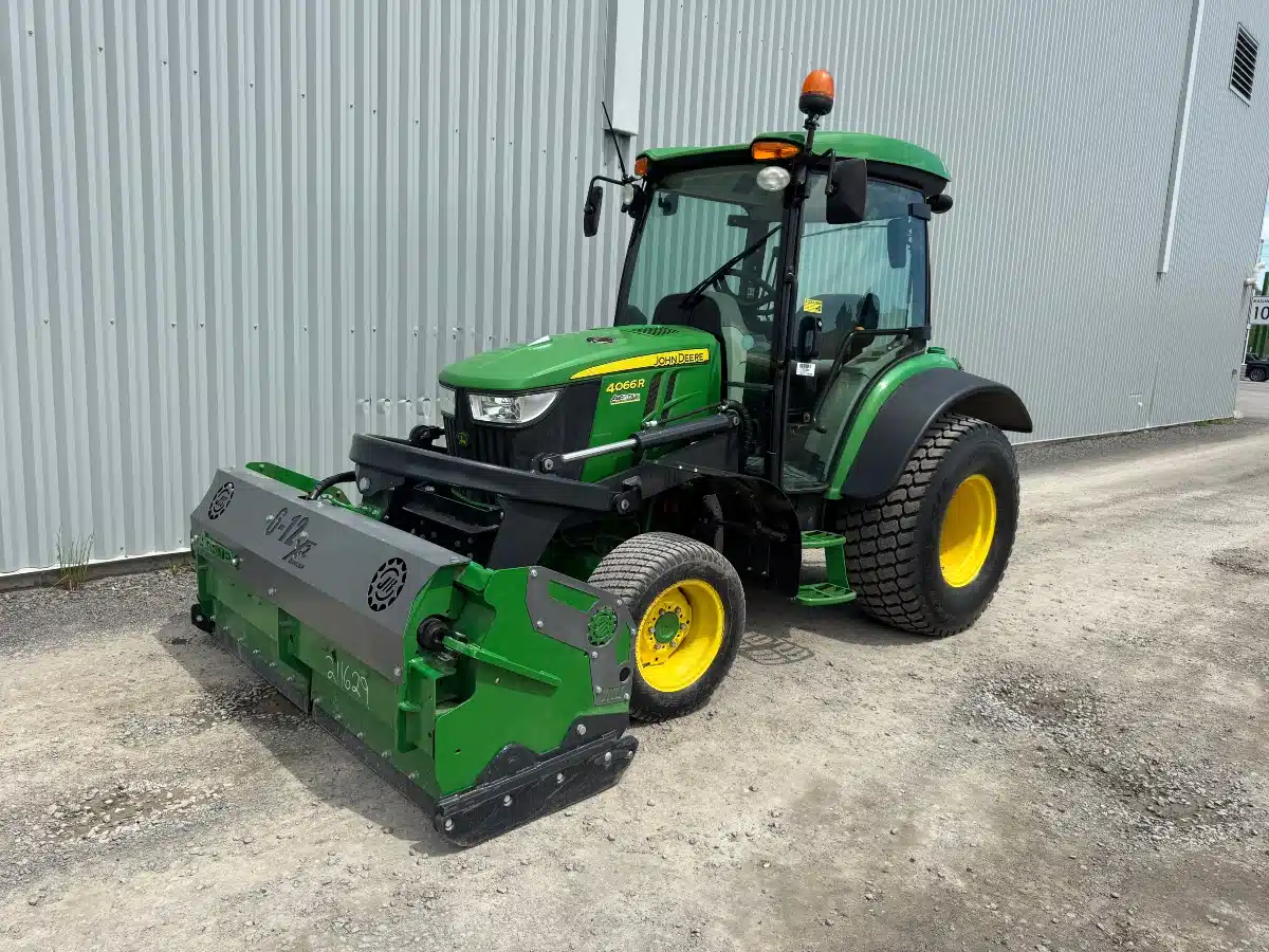 Gallery image 2 for 2020 John Deere 4066R Tractor