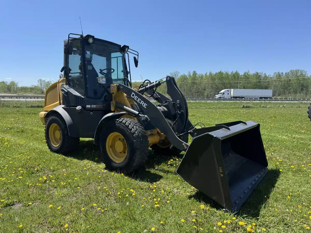 Gallery image 1 for 2023 John Deere 244P Tractor Loader