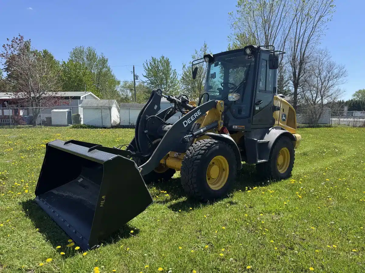Gallery image 2 for 2023 John Deere 244P Tractor Loader