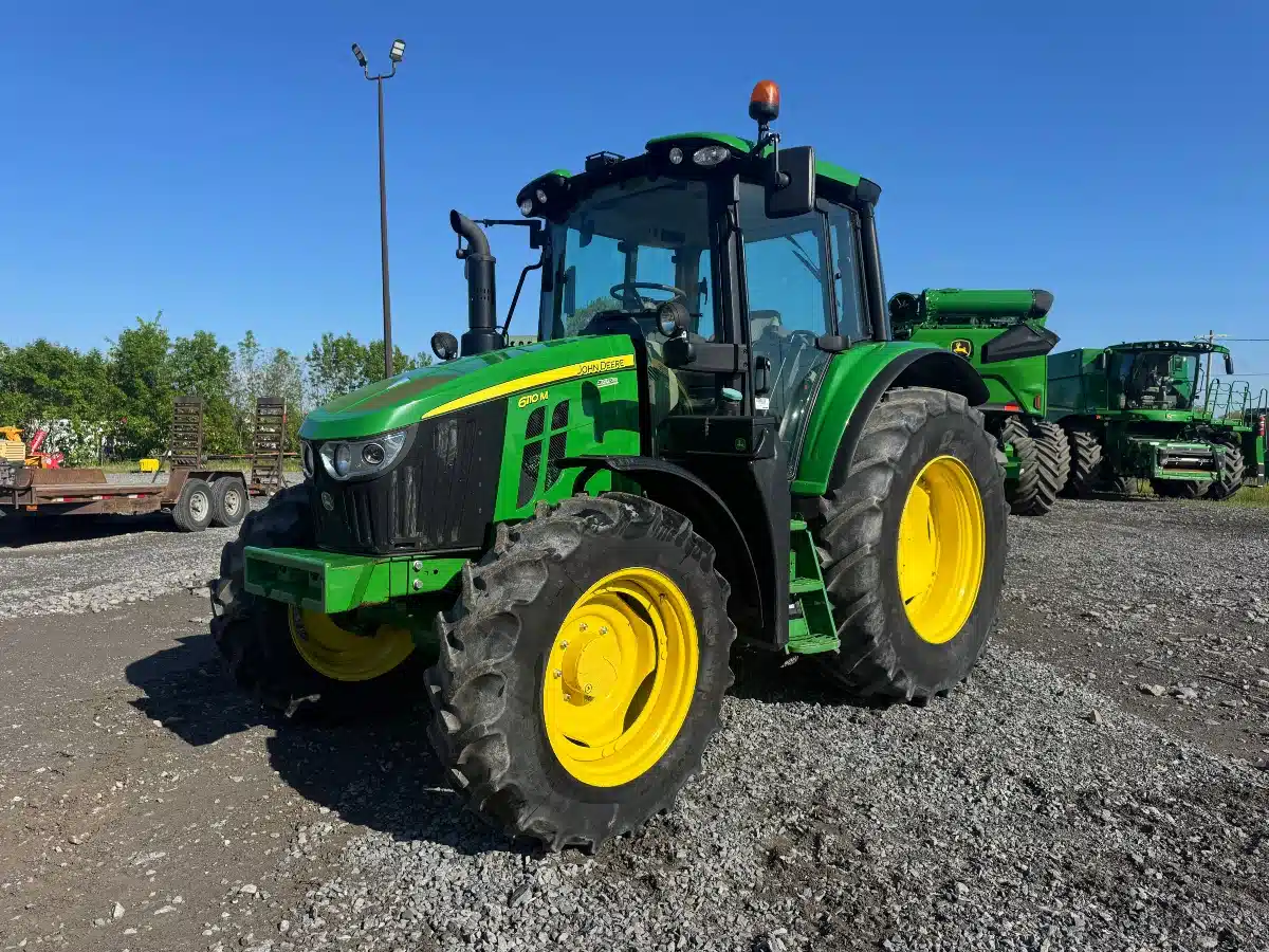Gallery image 2 for 2022 John Deere 6110M Tractor