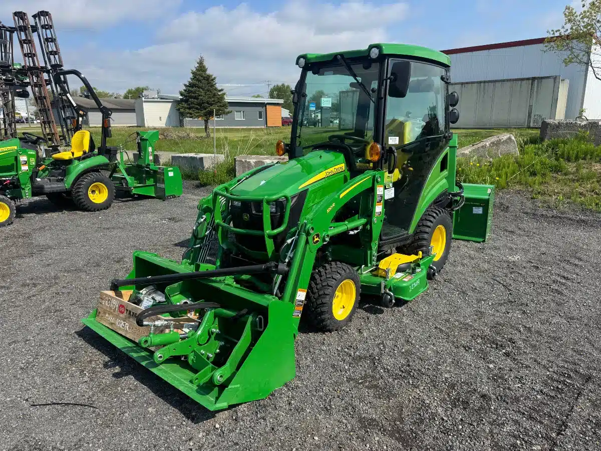 Gallery image 2 for 2025 John Deere 1025R Tractor