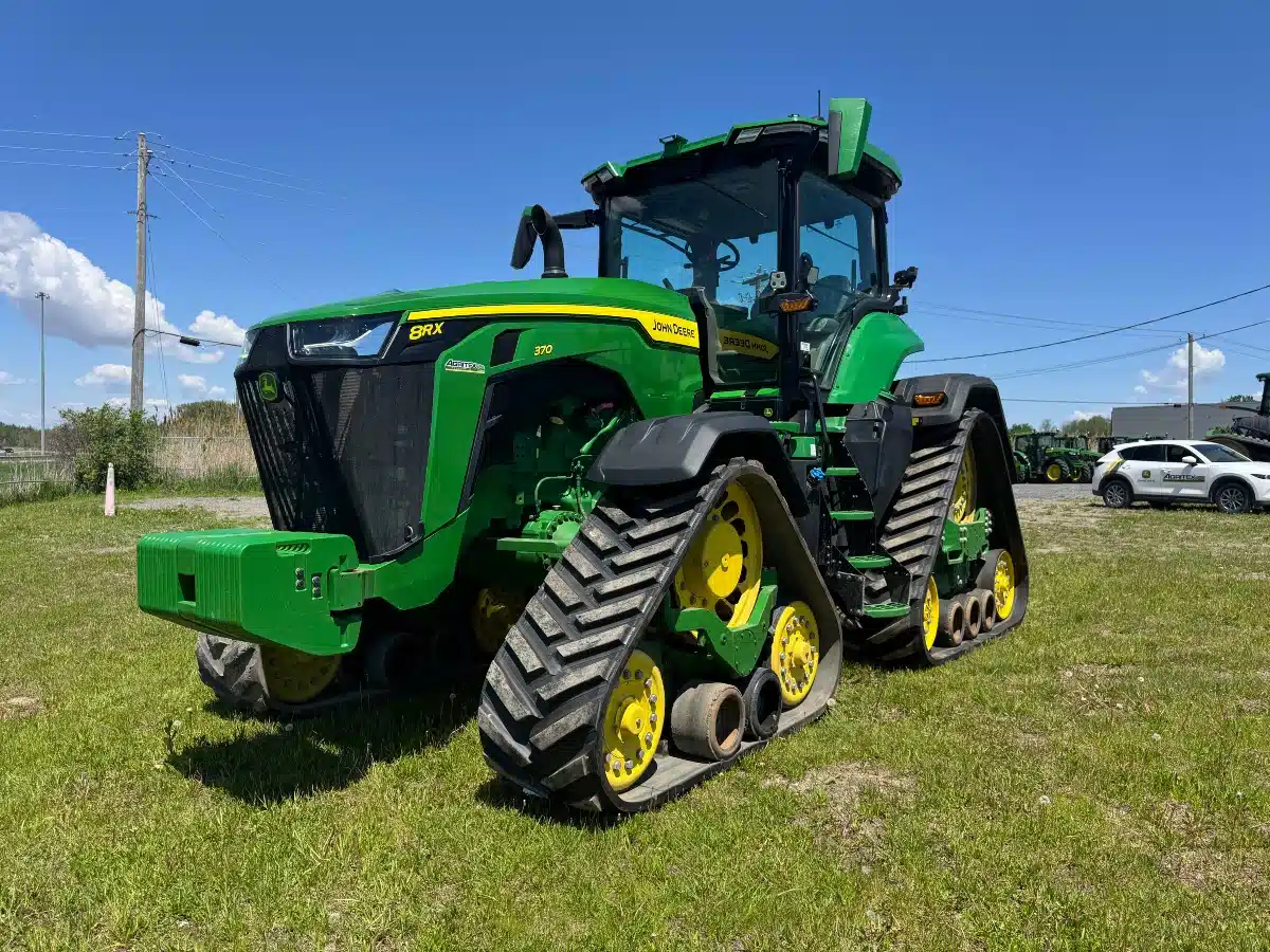 Photo de la Galerie 2 pour 2023 John Deere 8R 370 Tracteur