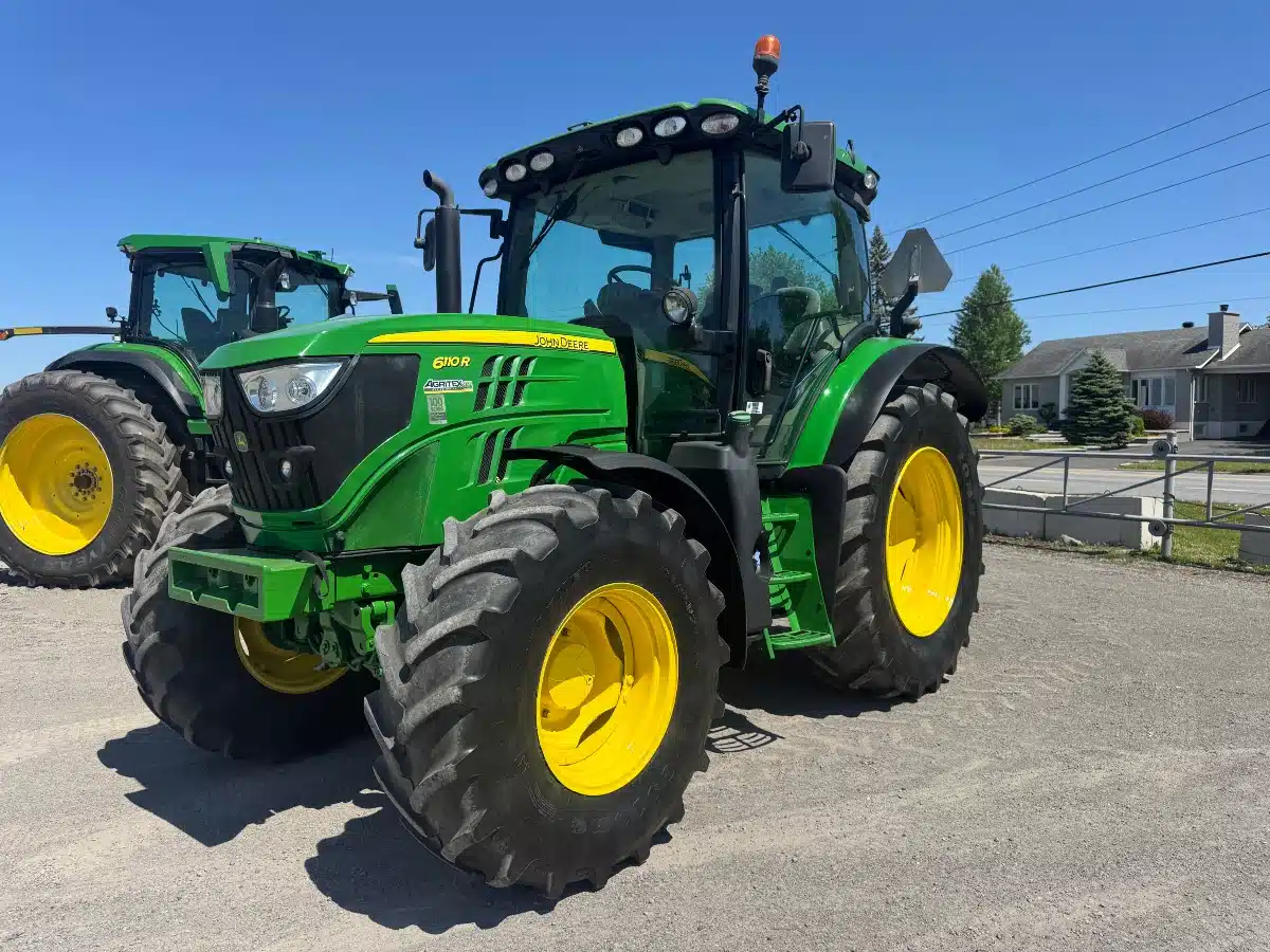 Gallery image 2 for 2018 John Deere 6110R Tractor