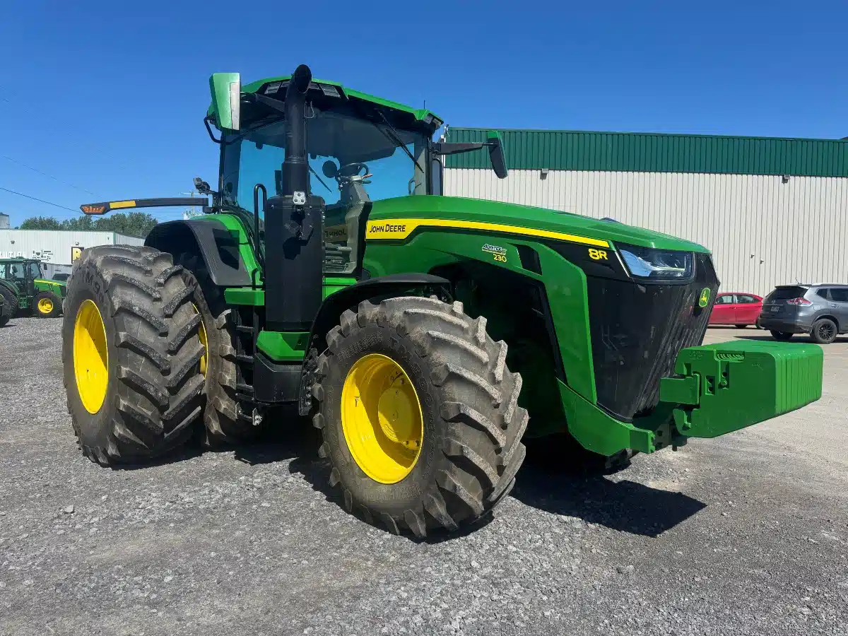 Gallery image 1 for 2024 John Deere 8R 230 Tractor