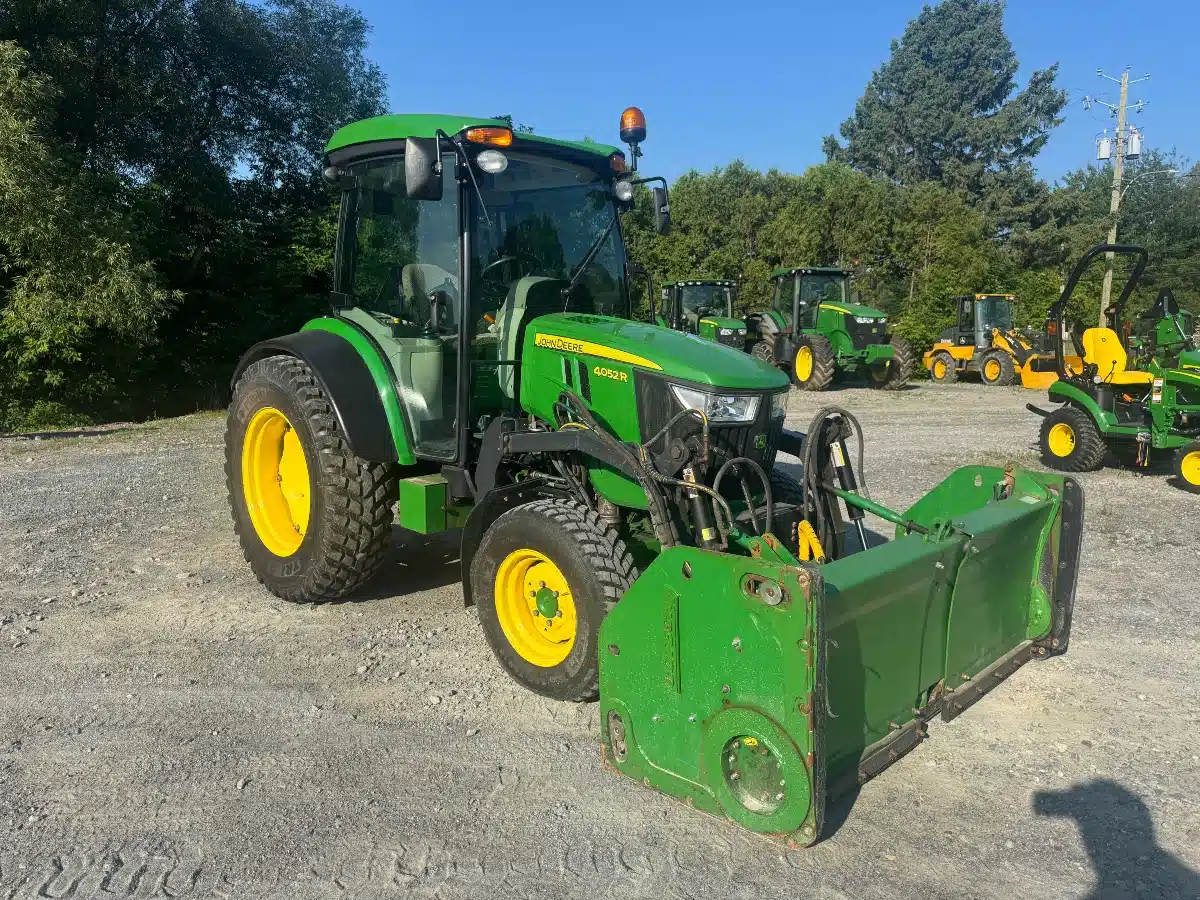 Gallery image 2 for 2019 John Deere 4066R Tractor