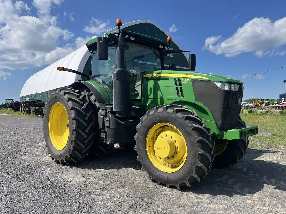 Gallery image 1 for 2018 John Deere 7230R Tractor