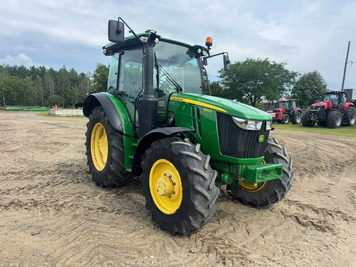 Gallery image 1 for 2021 John Deere 5100R Tractor