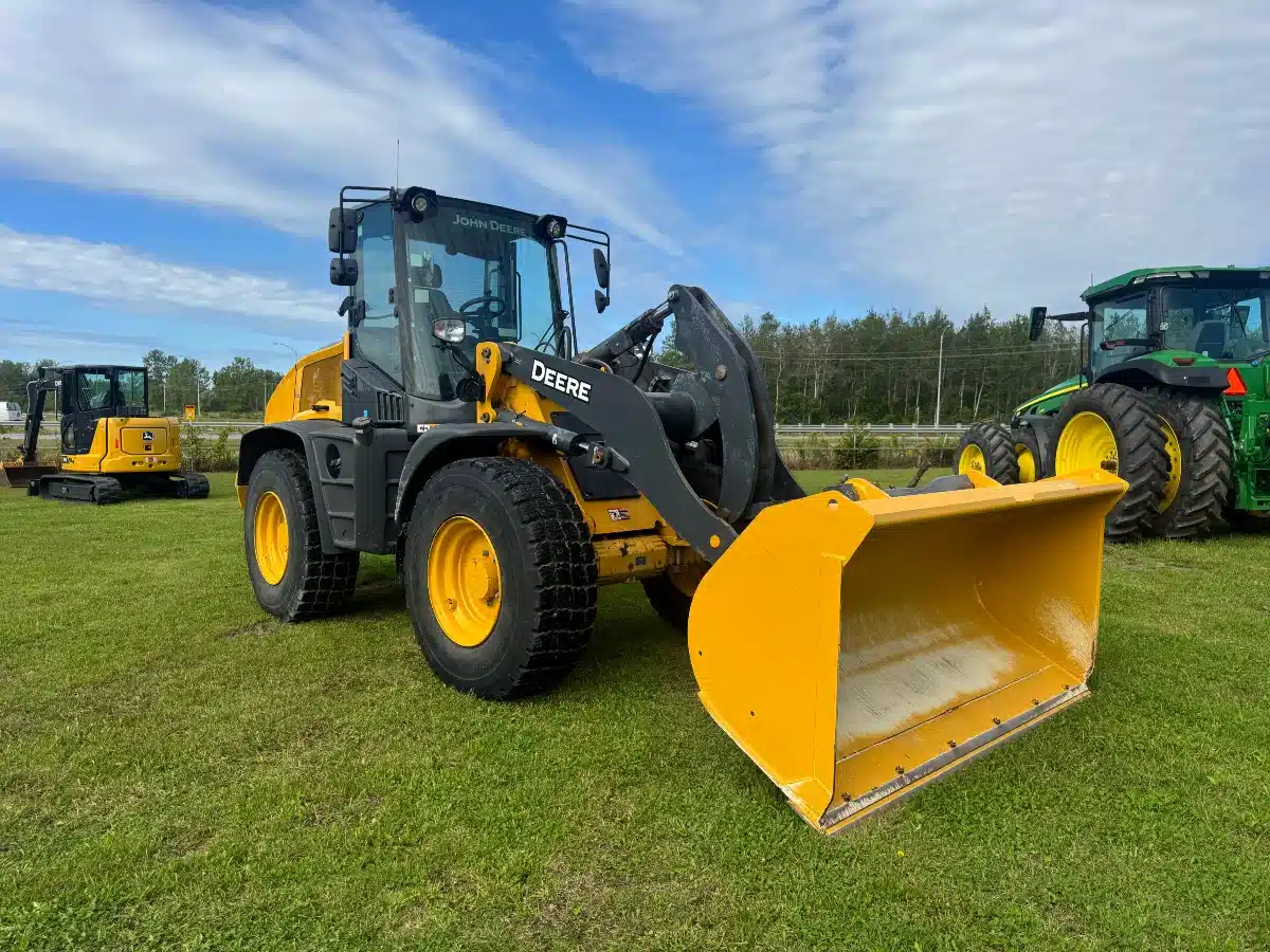 Photo de la Galerie 1 pour 2022 John Deere 344L Chargeur sur roues