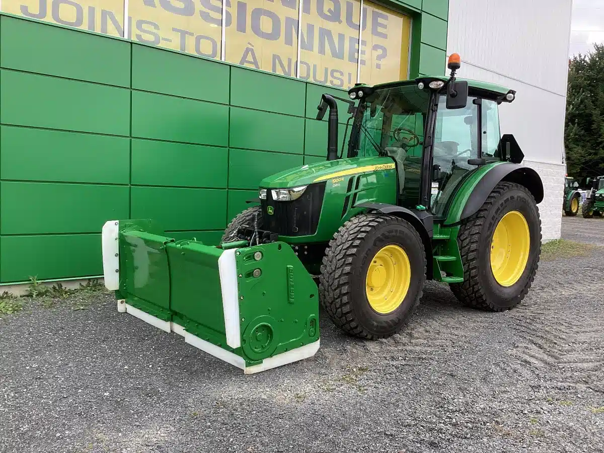 Photo de la Galerie 2 pour 2021 John Deere 5100R Tracteur