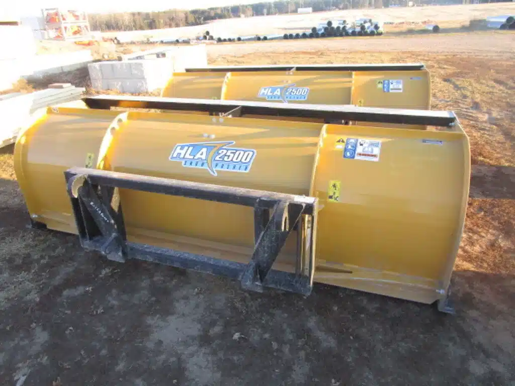 Photo de la Galerie 2 pour 2026 HLA Attachments SP250096 Gratte à neige