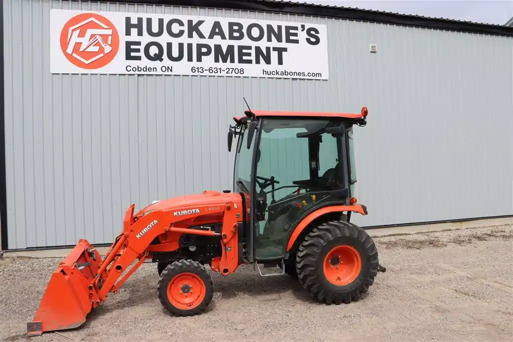 Gallery image 1 for 2015 Kubota B3350 Tractor