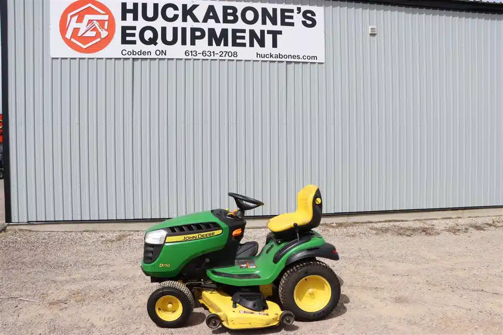 Photo de la Galerie 1 pour 2015 John Deere D170 Tracteur