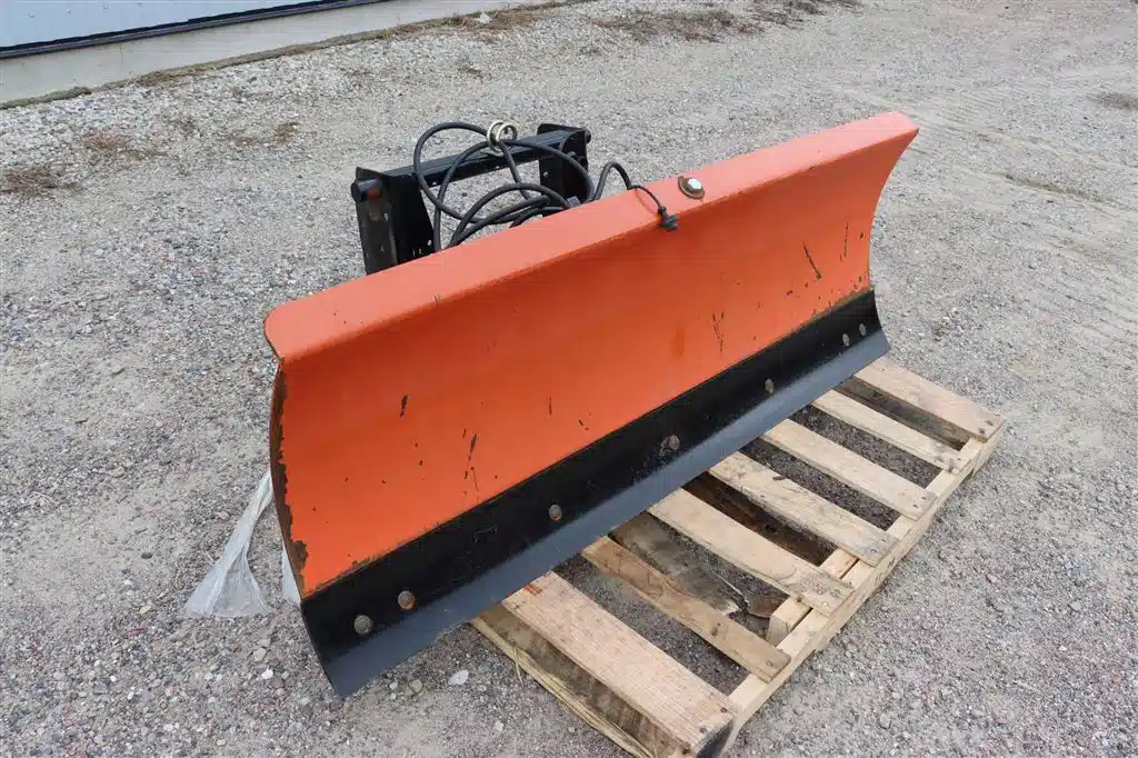 Gallery image 2 for 2024 Kubota L4466 Blade