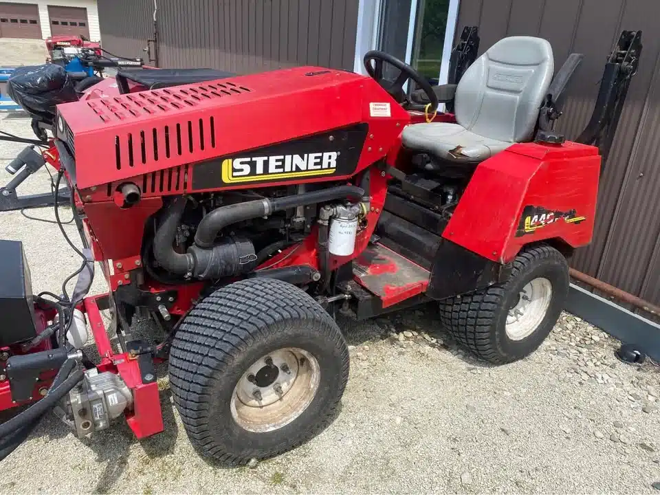 Gallery image 1 for 2012 Steiner 440 Tractor