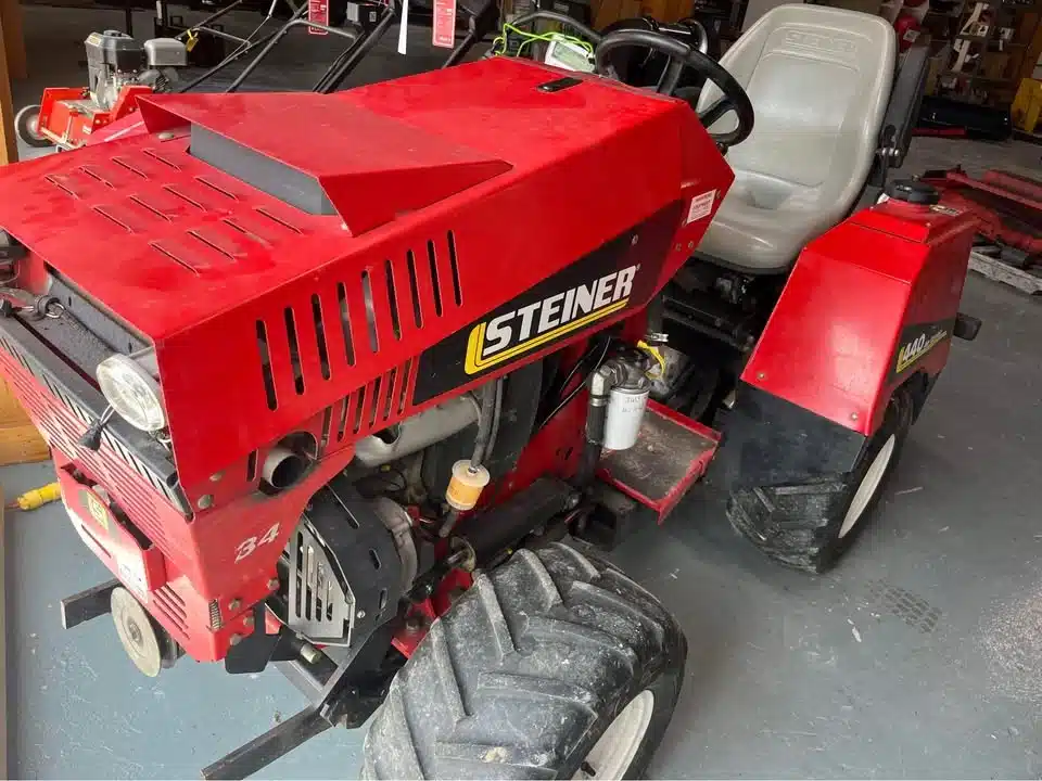 Gallery image 2 for 2014 Steiner 440 Tractor