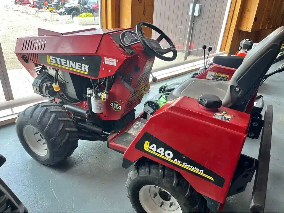 Gallery image 1 for 2014 Steiner 440 Tractor