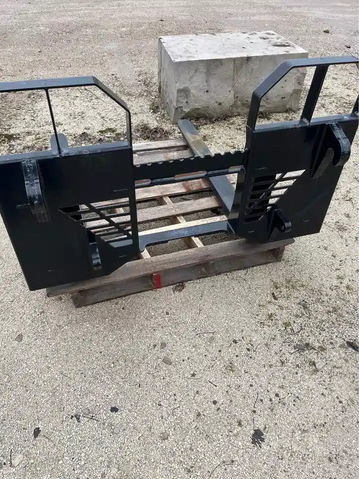 Photo de la Galerie 2 pour 2025 Mapleside MFG Fourche à palette