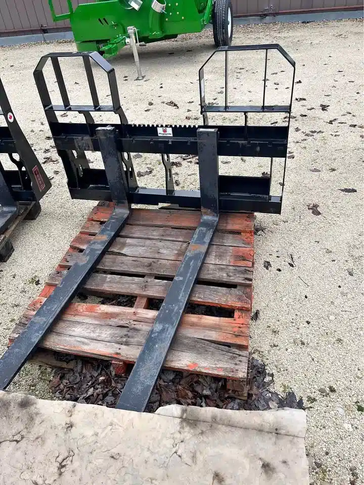 Gallery image 1 for 2025 Mapleside MFG Pallet Fork