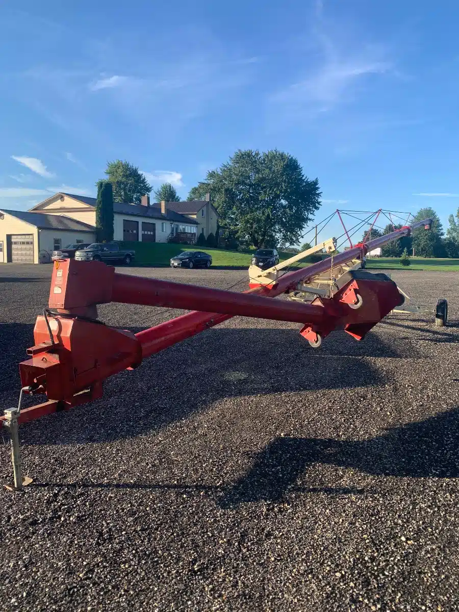 Gallery image 1 for Farm King 1070 Auger
