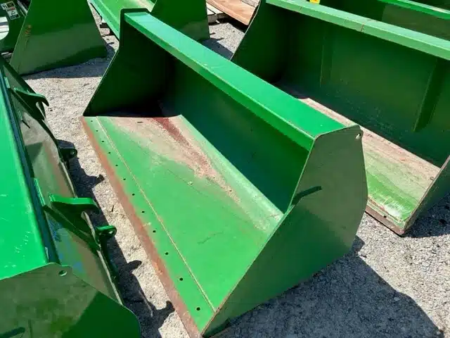 Gallery image 1 for Used John Deere 84 INCH Bucket