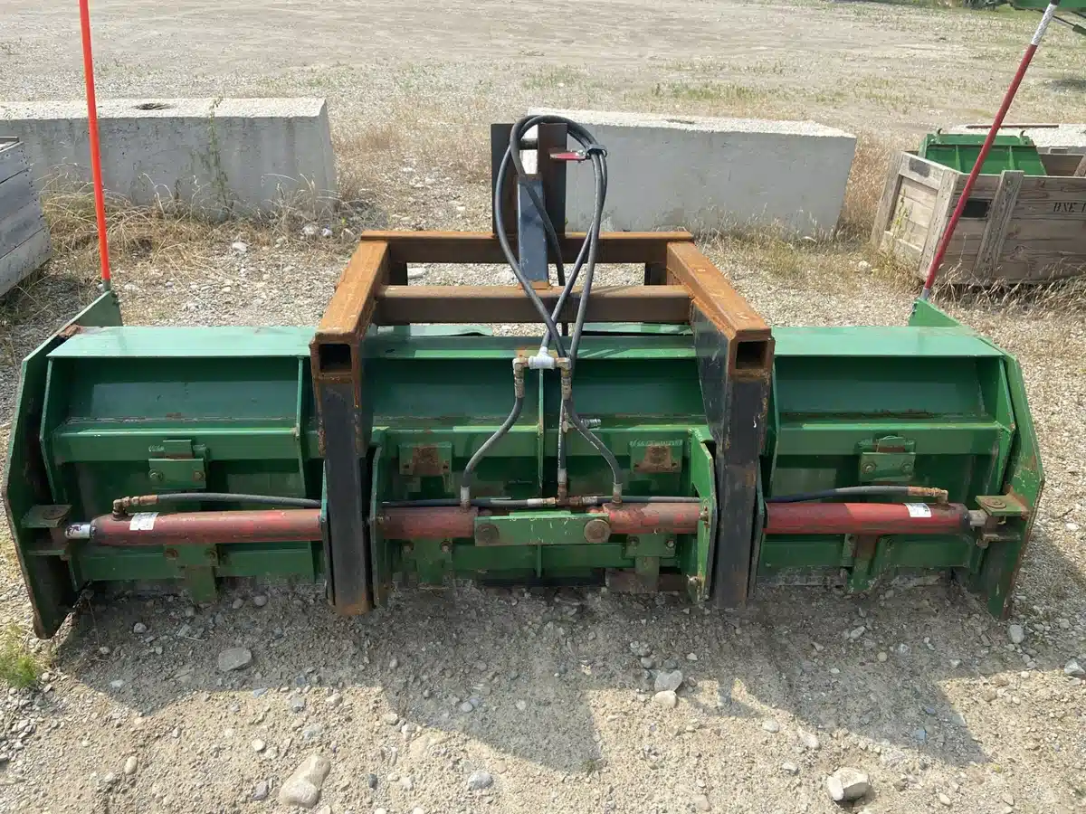 Gallery image 2 for Used Weber 10'-14' SNOW BLADE Snow Blade