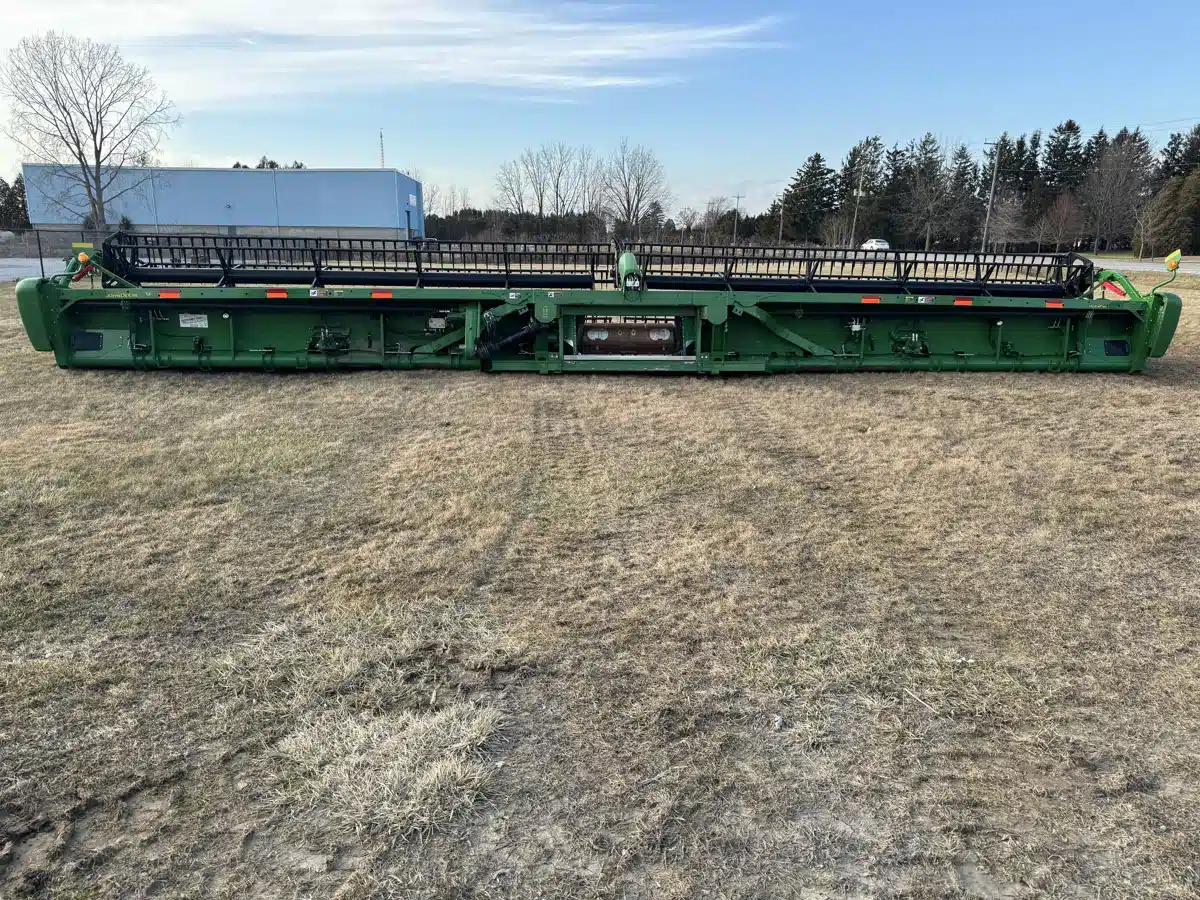 Gallery image 2 for Used 2015 John Deere 645FD Header - Flex Draper