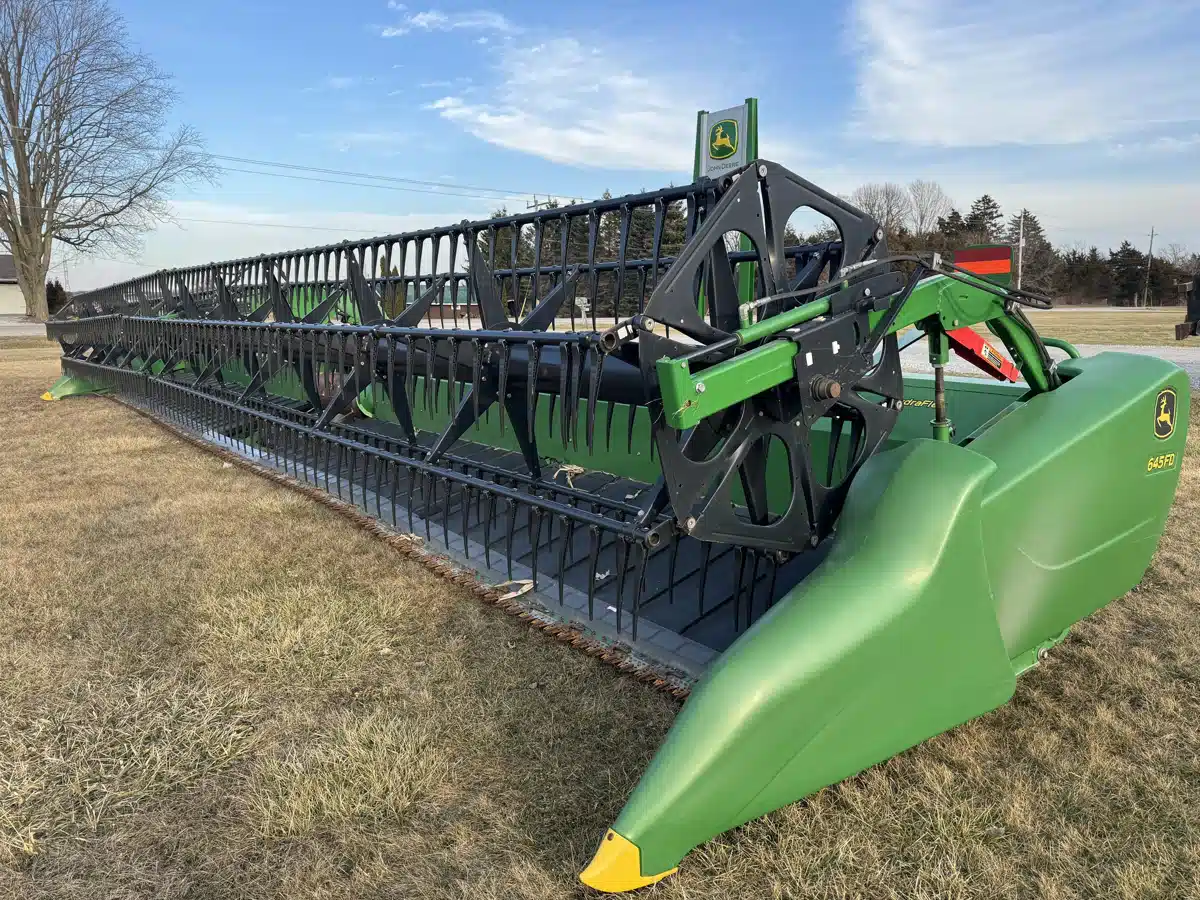 Gallery image 1 for Used 2015 John Deere 645FD Header - Flex Draper