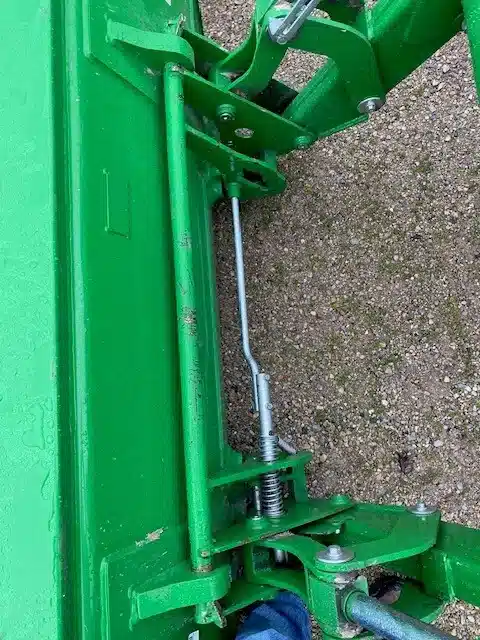 Gallery image 2 for Used John Deere GLOBAL CARRIER Tractor Loader