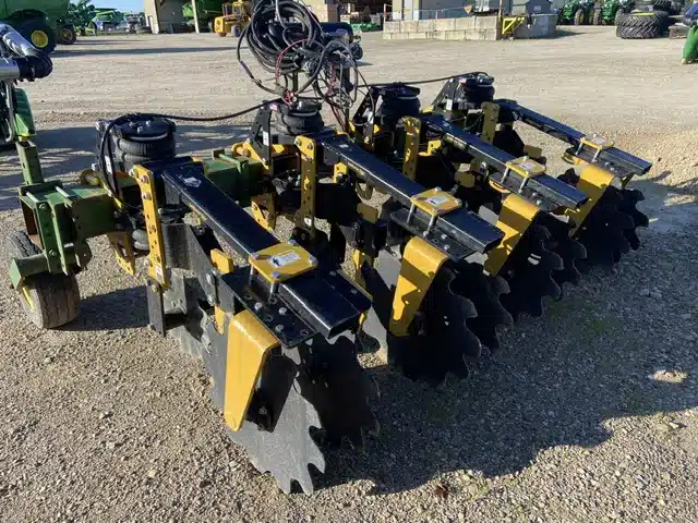Gallery image 2 for Used Environmental Tillage Systems 4 ROW Strip Till