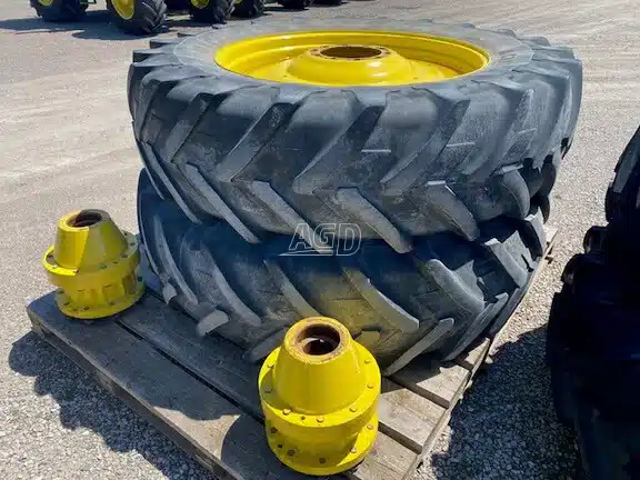 Image for Used Michelin 520/85R46 Duals