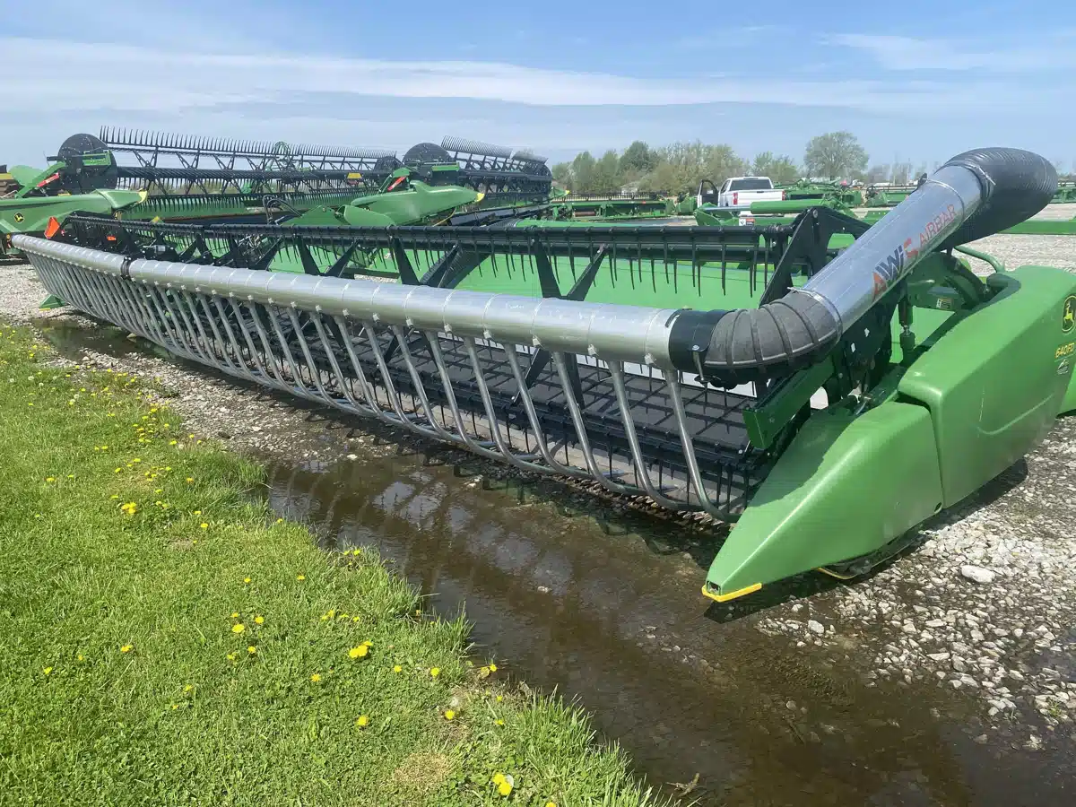 Gallery image 1 for Used 2014 John Deere 640FD Header - Flex Draper