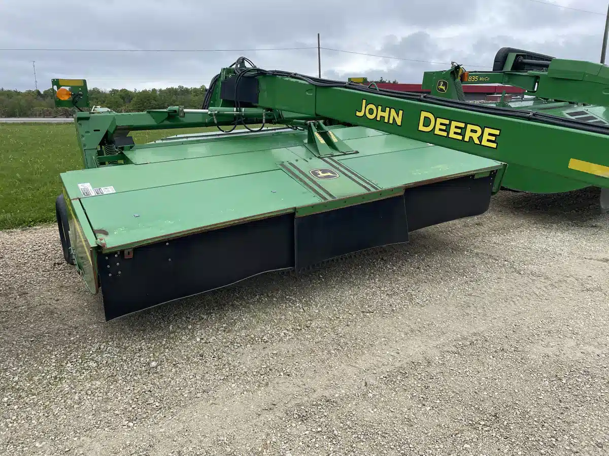 Gallery image 2 for Used 2010 John Deere 946 Disc Mower Conditioner